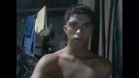 Snapshot of hoyosa035 chatting on 8, 4, 2026 hoyosa035 online show from 8, 4, 2026