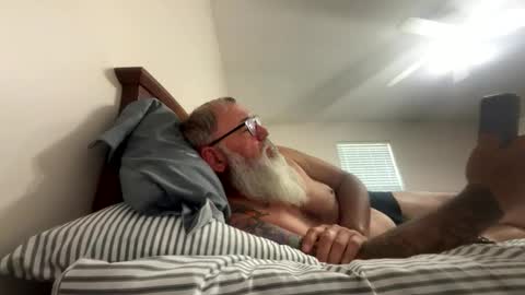 Snapshot of hrdtyme68 chatting on 26, 4, 2026 hrdtyme68 online show from 26, 4, 2026