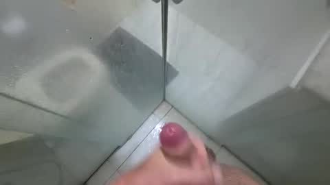 Snapshot of hricieri chatting on 21, 10, 2025 Henrique online show from 21, 10, 2025