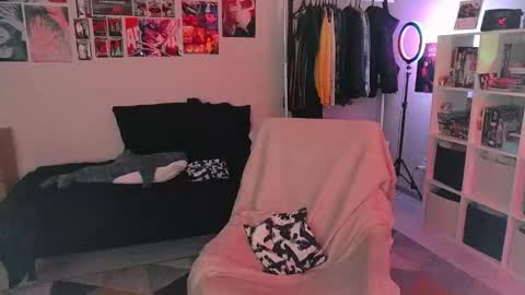 Snapshot of hua_lian chatting on 12, 3, 2026 Alice online show from 12, 3, 2026