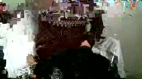 Snapshot of hug_me chatting on 13, 1, 2026 Keanu online show from 13, 1, 2026