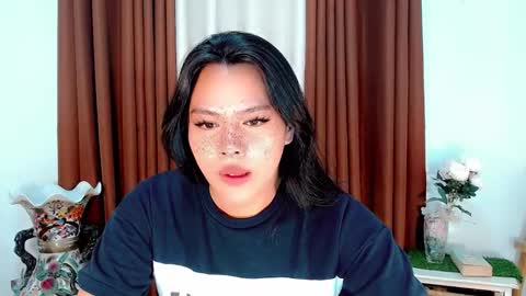 Snapshot of hugecock_nathalie15 chatting on 25, 9, 2025 nathalie online show from 25, 9, 2025