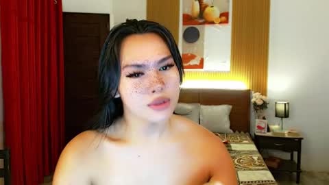 Snapshot of hugecock_nathalie15 chatting on 2, 11, 2025 nathalie online show from 2, 11, 2025