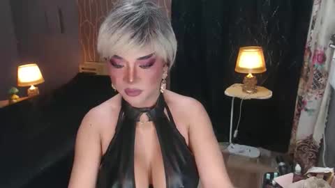 Snapshot of hugecockchristine chatting on 18, 3, 2026 Christine online show from 18, 3, 2026