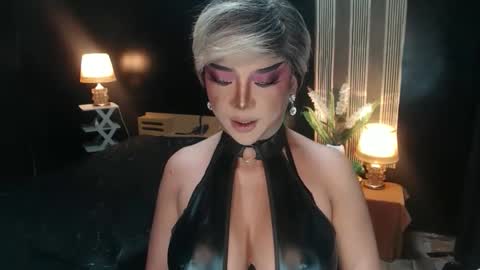 Snapshot of hugecockchristine chatting on 29, 3, 2026 Christine online show from 29, 3, 2026