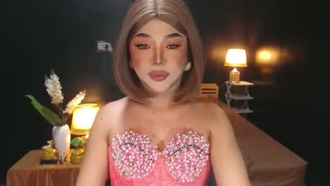 Snapshot of hugecockchristine chatting on 16, 4, 2026 Christine online show from 16, 4, 2026