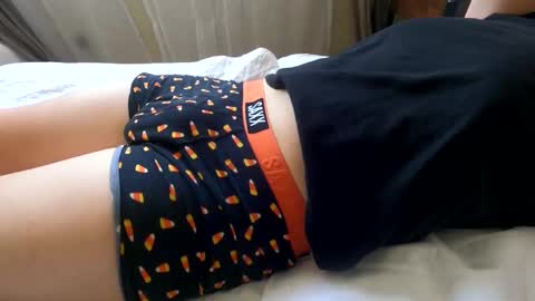 HugeCumshots online show from 23, 1, 2025