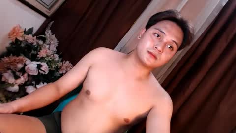 Snapshot of hugedickjp chatting on 21, 1, 2025 hugedickjp online show from 21, 1, 2025