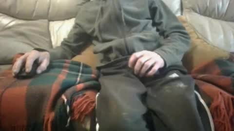 Snapshot of hugenob4u chatting on 12, 10, 2025 hugenob4u online show from 12, 10, 2025