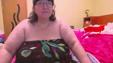 Snapshot of hugetitsxxx chatting on 14, 1, 2026 HugeTitsXXX online show from 14, 1, 2026