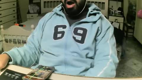 Snapshot of hugeveiny chatting on 15, 1, 2025 hugeveiny online show from 15, 1, 2025