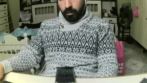 Snapshot of hugeveiny chatting on 12, 3, 2025 hugeveiny online show from 12, 3, 2025