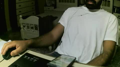 Snapshot of hugeveiny chatting on 17, 11, 2025 hugeveiny online show from 17, 11, 2025