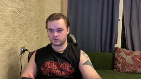 Snapshot of hugo__brad chatting on 11, 4, 2026 Hugo online show from 11, 4, 2026