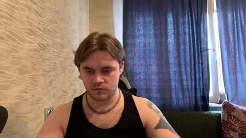 Snapshot of hugo__brad chatting on 3, 5, 2026 Hugo online show from 3, 5, 2026