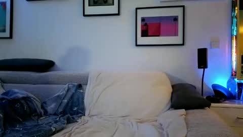 Hugo online show from 23, 11, 2025