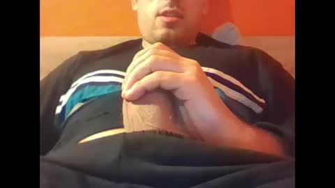 hugothewood1001 online show from 28, 12, 2024