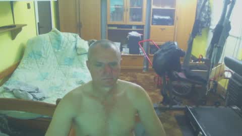 HumiliatedHUGO online show from 23, 6, 2026