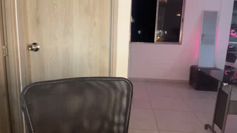 Snapshot of hun_damer chatting on 12, 10, 2025 hun_damer online show from 12, 10, 2025