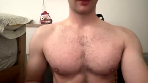 hung_college01 online show from 4, 11, 2025