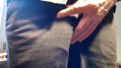 Big uncut cock dripping online show from 17, 5, 2026