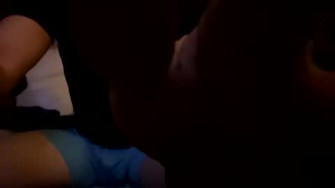 Snapshot of hungbwc99999 chatting on 19, 12, 2025 hungbwc99999 online show from 19, 12, 2025