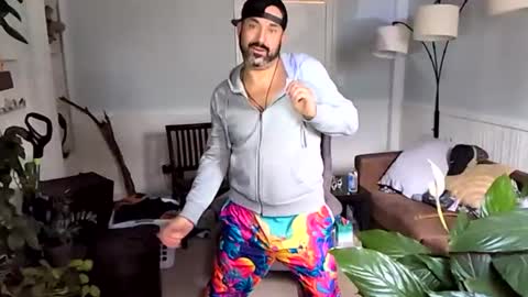 Snapshot of hungitalian40 chatting on 24, 4, 2026 hungitalian40 online show from 24, 4, 2026