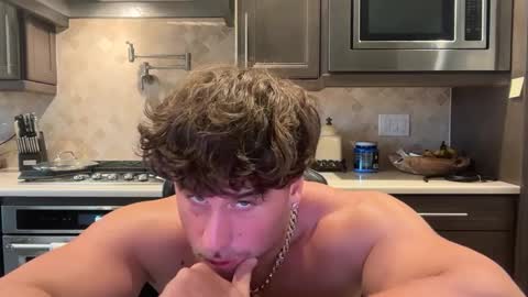 Snapshot of hungkingg22 chatting on 14, 10, 2025 hungkingg22 online show from 14, 10, 2025