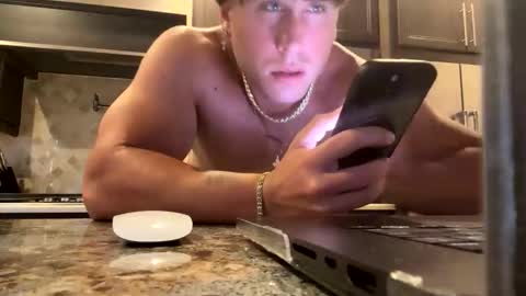 Snapshot of hungkingg22 chatting on 18, 11, 2025 hungkingg22 online show from 18, 11, 2025