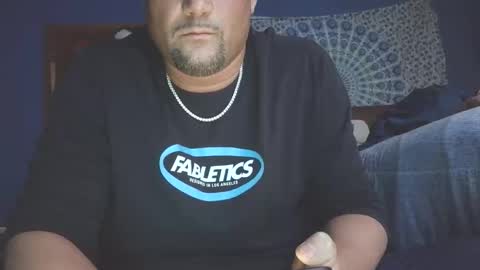 Snapshot of hunglikeray2286 chatting on 2, 2, 2026 hunglikeray2286 online show from 2, 2, 2026