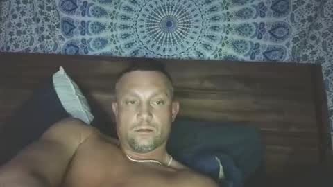 Snapshot of hunglikeray2286 chatting on 29, 3, 2026 hunglikeray2286 online show from 29, 3, 2026