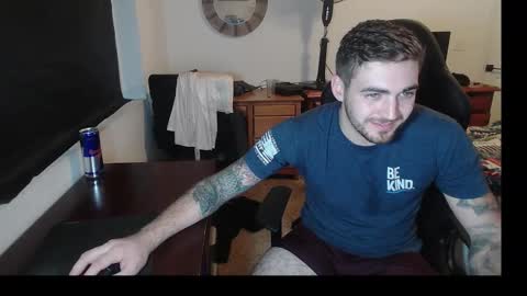 Snapshot of hungmtnman2256 chatting on 16, 3, 2026 hungmtnman2256 online show from 16, 3, 2026