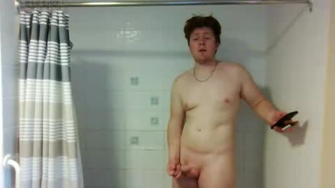Snapshot of hungnhard76 chatting on 13, 5, 2026 hungnhard76 online show from 13, 5, 2026