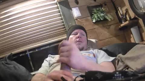 HuingsingleDad79 online show from 18, 12, 2024