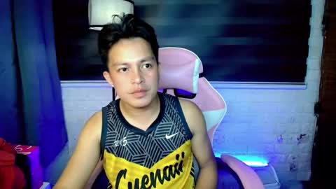 hunk_danny online show from 28, 7, 2026