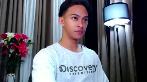 Snapshot of hunk_edward chatting on 24, 7, 2026 hunk_edward online show from 24, 7, 2026