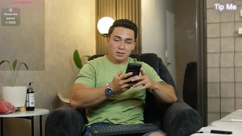 hunk_ryan online show from 6, 1, 2025