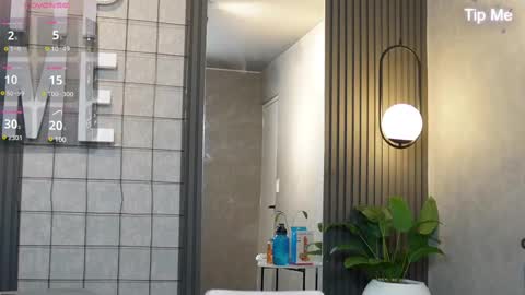 hunk_ryan online show from 27, 2, 2025