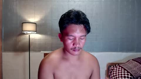 Snapshot of hunkylloyd chatting on 1, 2, 2026 hunkylloyd online show from 1, 2, 2026