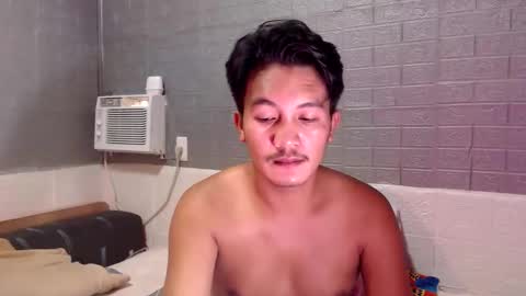 Snapshot of hunkylloyd chatting on 4, 4, 2026 hunkylloyd online show from 4, 4, 2026
