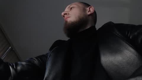  I AM NOT A DIRECTOR I AM THE BOSS            KINGDADDYSIRSTR8ALPHAMASTER online show from 8, 3, 2025