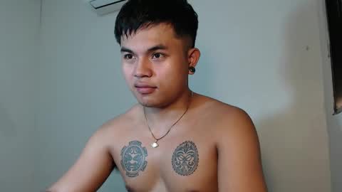 hunkyzeus online show from 8, 1, 2025