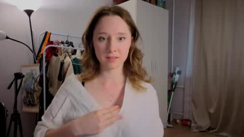 Snapshot of hunny_ines chatting on 21, 5, 2026 Ines online show from 21, 5, 2026