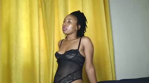 Snapshot of hunsweetpie chatting on 6, 11, 2025 hunsweetpie online show from 6, 11, 2025