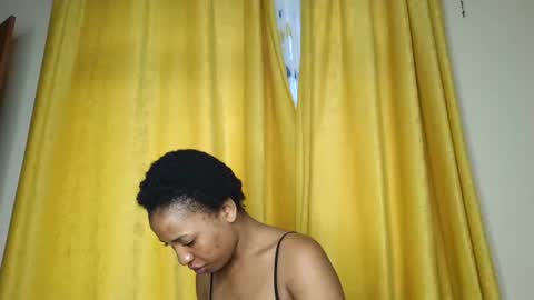 Snapshot of hunsweetpie chatting on 1, 12, 2025 hunsweetpie online show from 1, 12, 2025