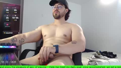 Snapshot of hunter_of_mn chatting on 10, 1, 2025 online show from 10, 1, 2025