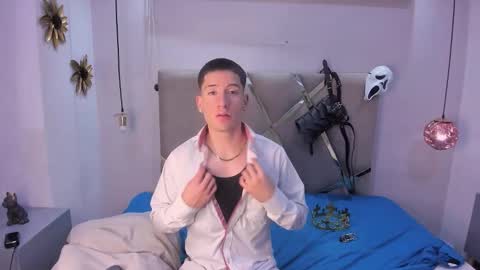 Snapshot of hunterheat_ chatting on 10, 10, 2025 hunterheat_ online show from 10, 10, 2025