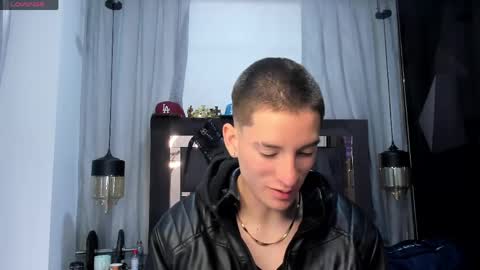 Snapshot of hunterheat_ chatting on 20, 4, 2026 hunterheat_ online show from 20, 4, 2026
