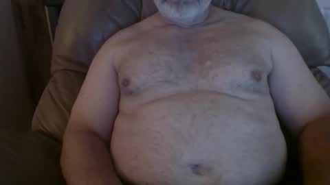 Snapshot of huntermark1 chatting on 7, 6, 2026 huntermark1 online show from 7, 6, 2026