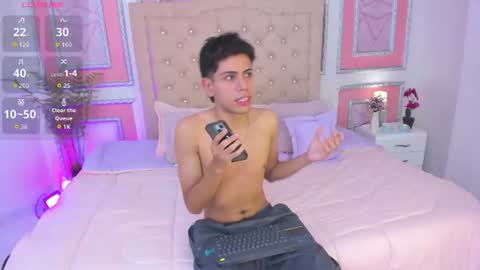 Snapshot of hunterwest06 chatting on 18, 6, 2026 Lucas online show from 18, 6, 2026